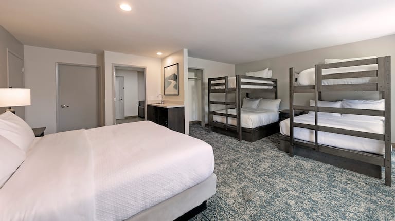 Suite With King Bed & Twin Beds