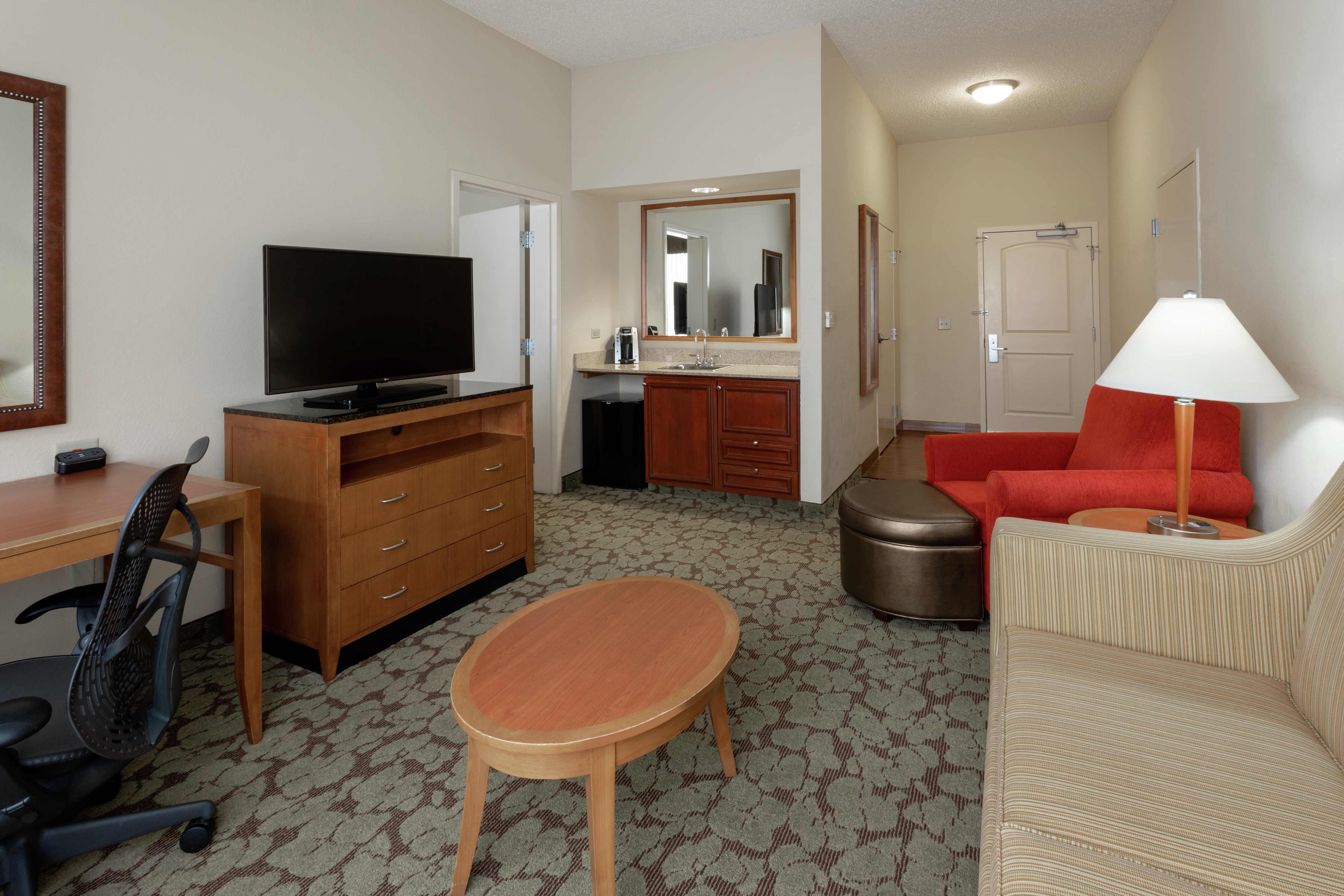 Accessible King Guestroom Suite