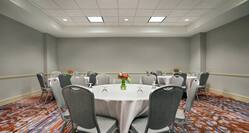 St. Charles Meeting Room with Round Banquet Tables