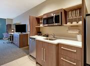 King Suite With Kitchen