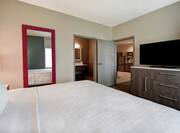 King Bed Suite