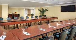 Savannah Palms Meeting Room with u-shape table