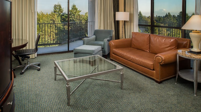 Salle de séjour d'une suite