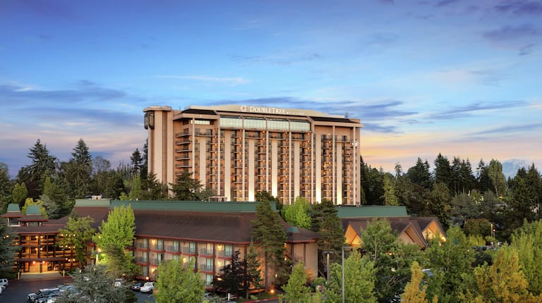 Vue extérieure de l'hôtel DoubleTree