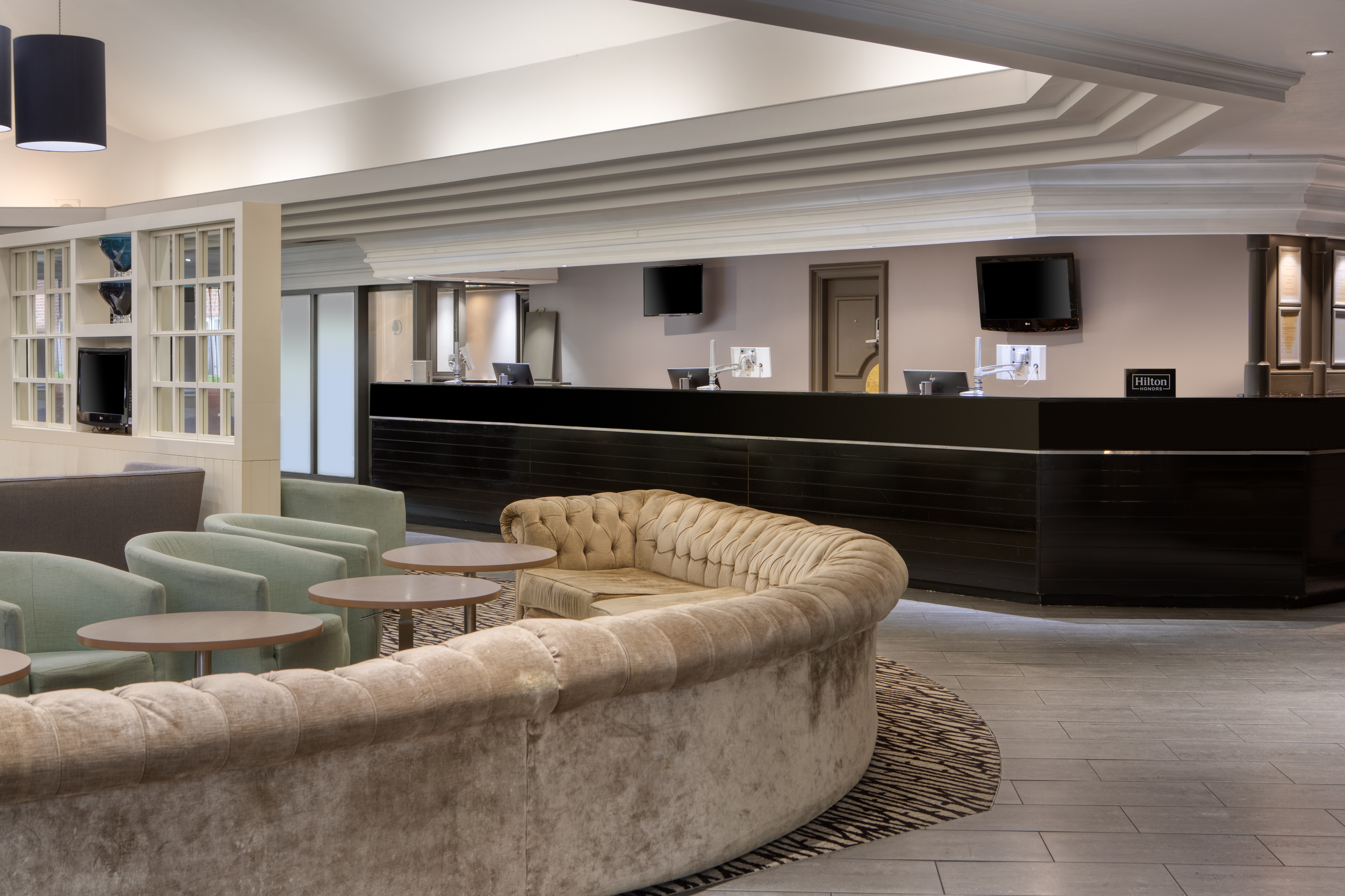 front desk reception area with lounge