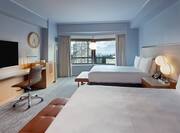 Executive Suite Guestroom Double Double Beds