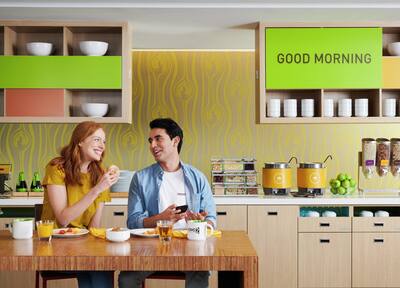Home2 Suites by Hilton Free Breakfast Stylish Suites