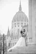 作家 Jessica Poitevien 與丈夫在布達佩斯求婚 