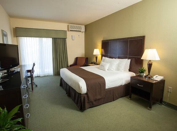 DoubleTree by Hilton Hotel and Spa Napa Valley - American Canyon - Image3