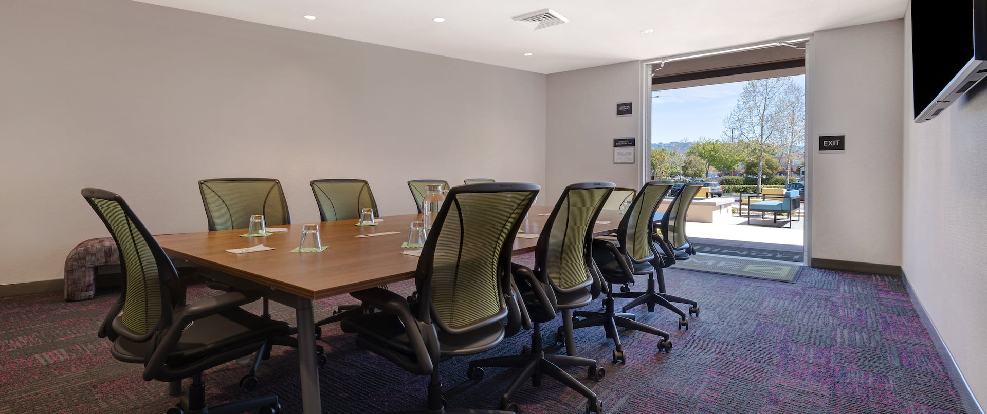 Boardroom with Sitting for Ten Guests and a HDTV