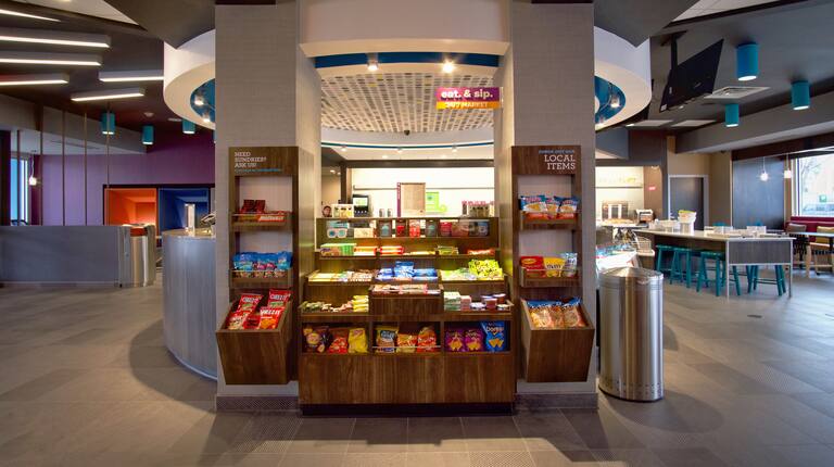 Snack Shop in Lobby Area