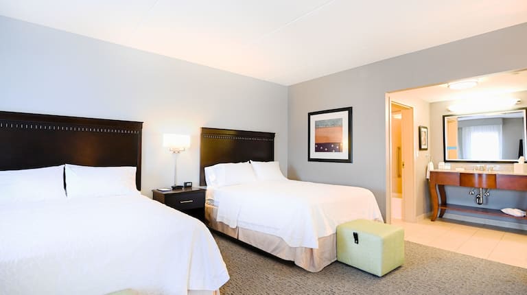 Guest Suite with Double Queen Beds