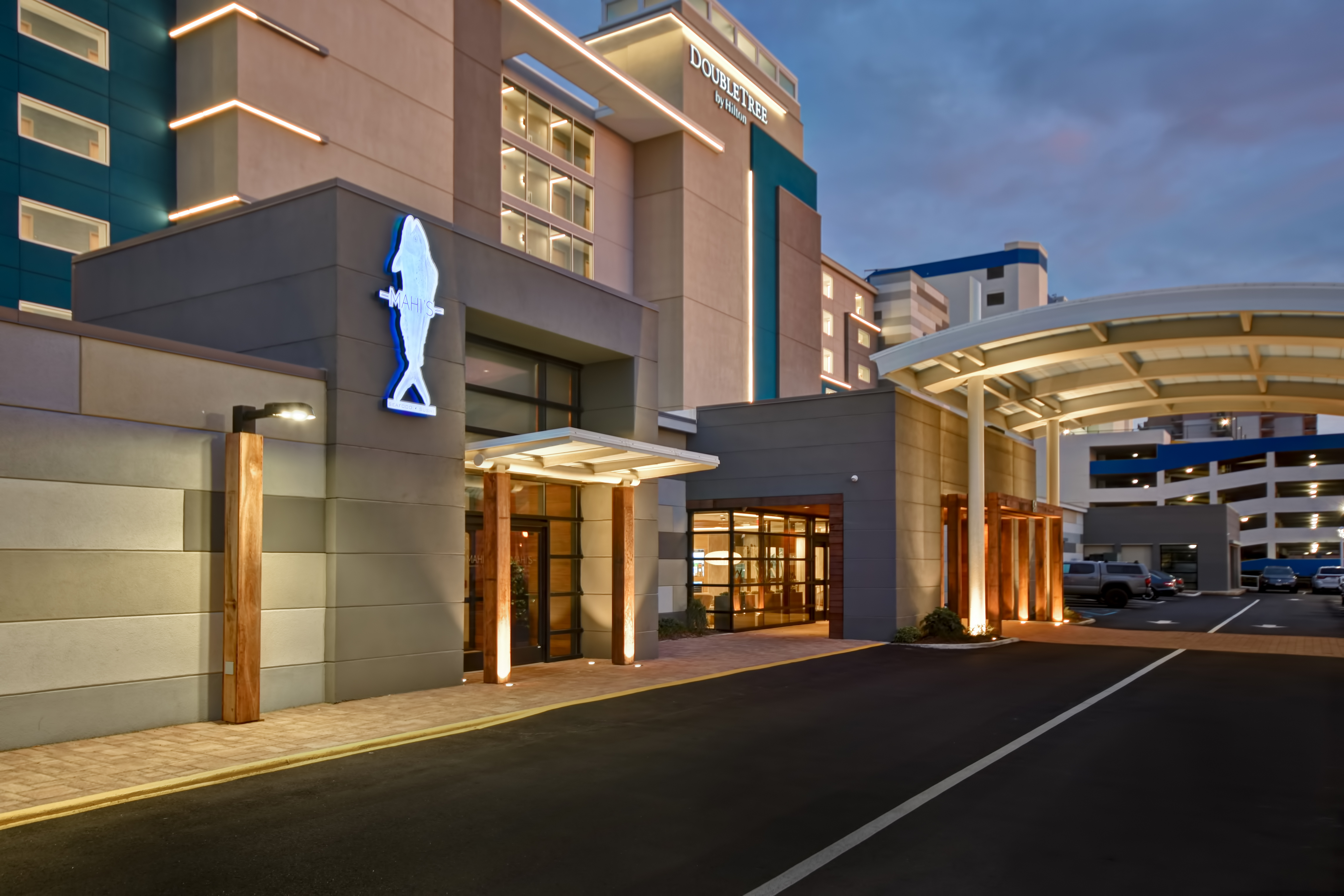 Hotel exterior and entrance