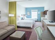 Double Queen Beds Guestroom Suite