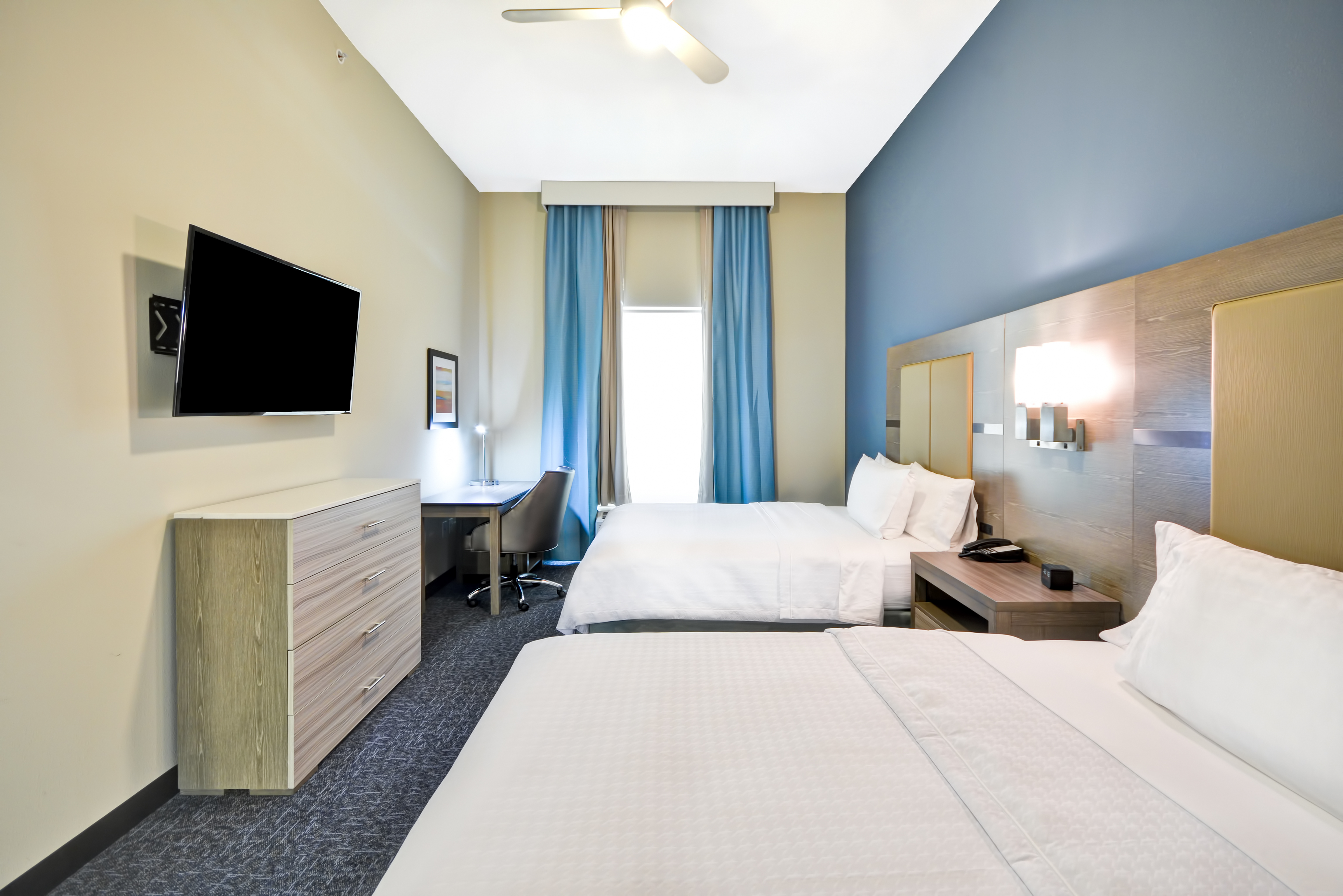 Homewood Suites by Hilton Orlando Theme Parks - Two Queen Beds in Suite Room