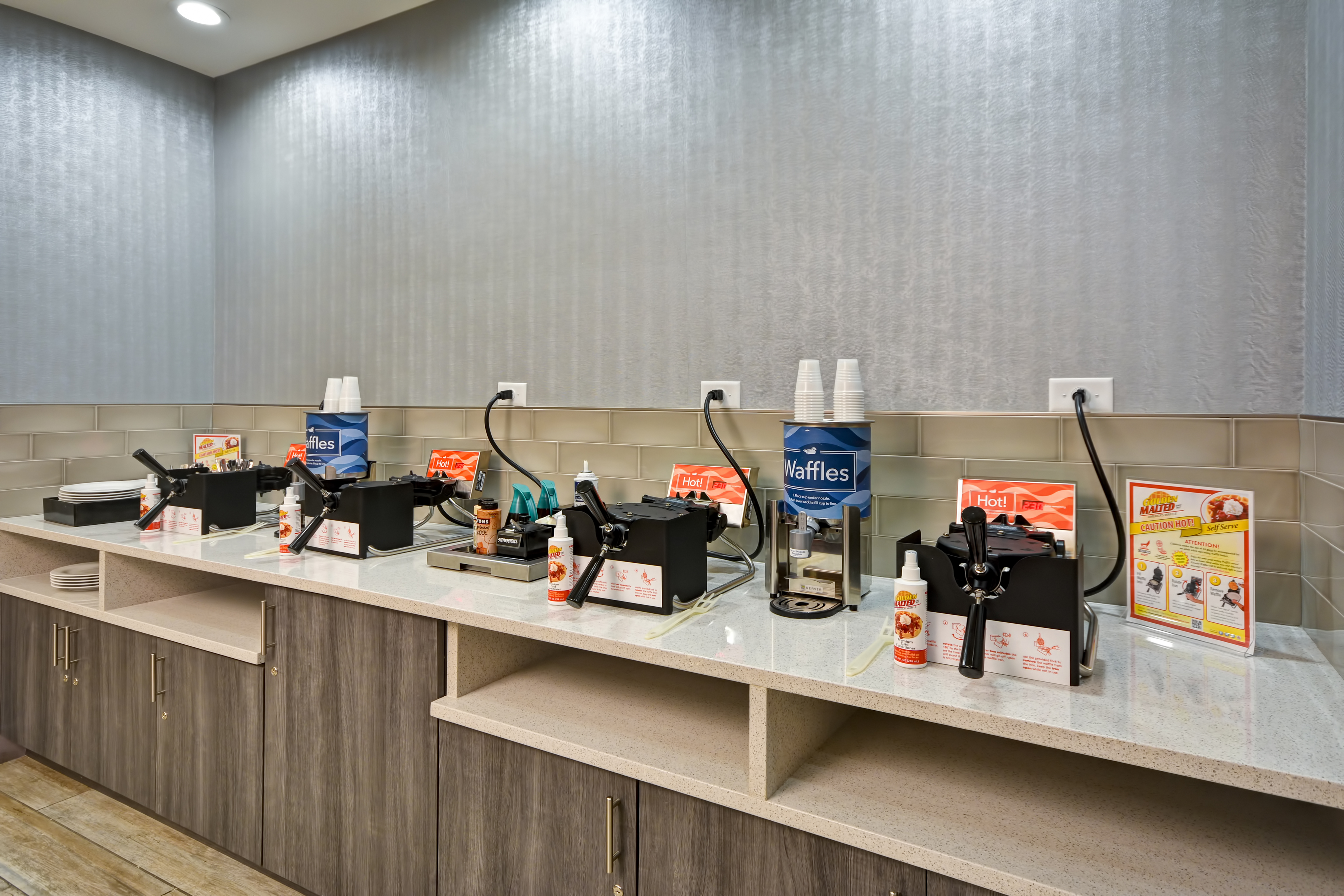 Homewood Suites by Hilton Orlando Theme Parks - Waffle Station at Breakfast Buffet