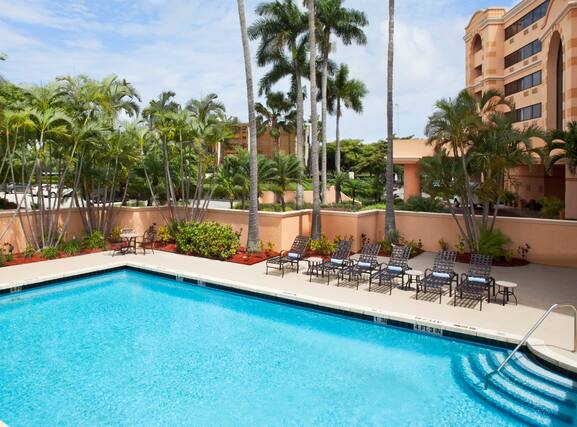 DoubleTree by Hilton Hotel West Palm Beach Airport - Image1