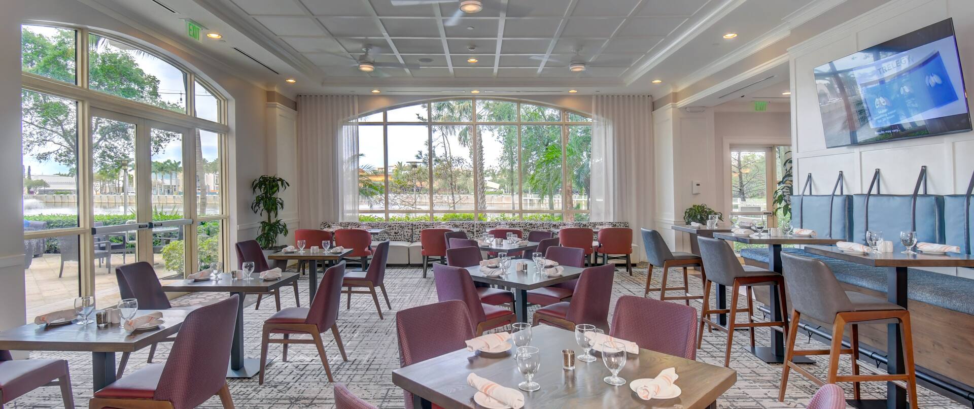 Lakefront Terrace Grille dining room, window views