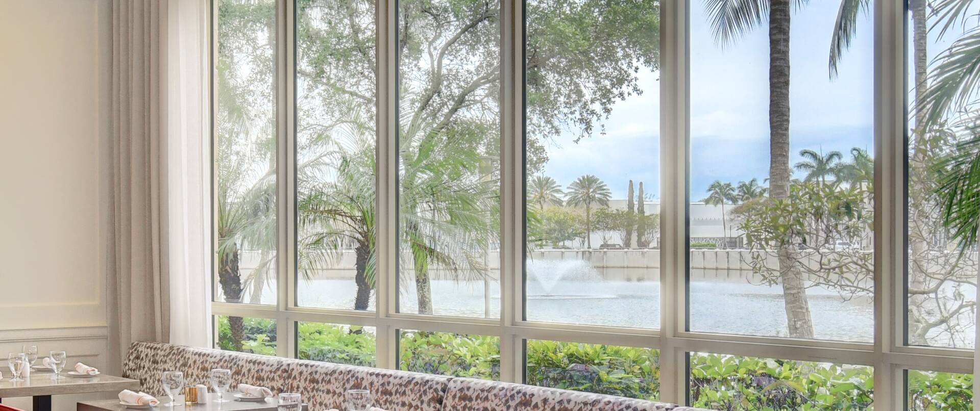 Lakefront Terrace Grille dining room and window view