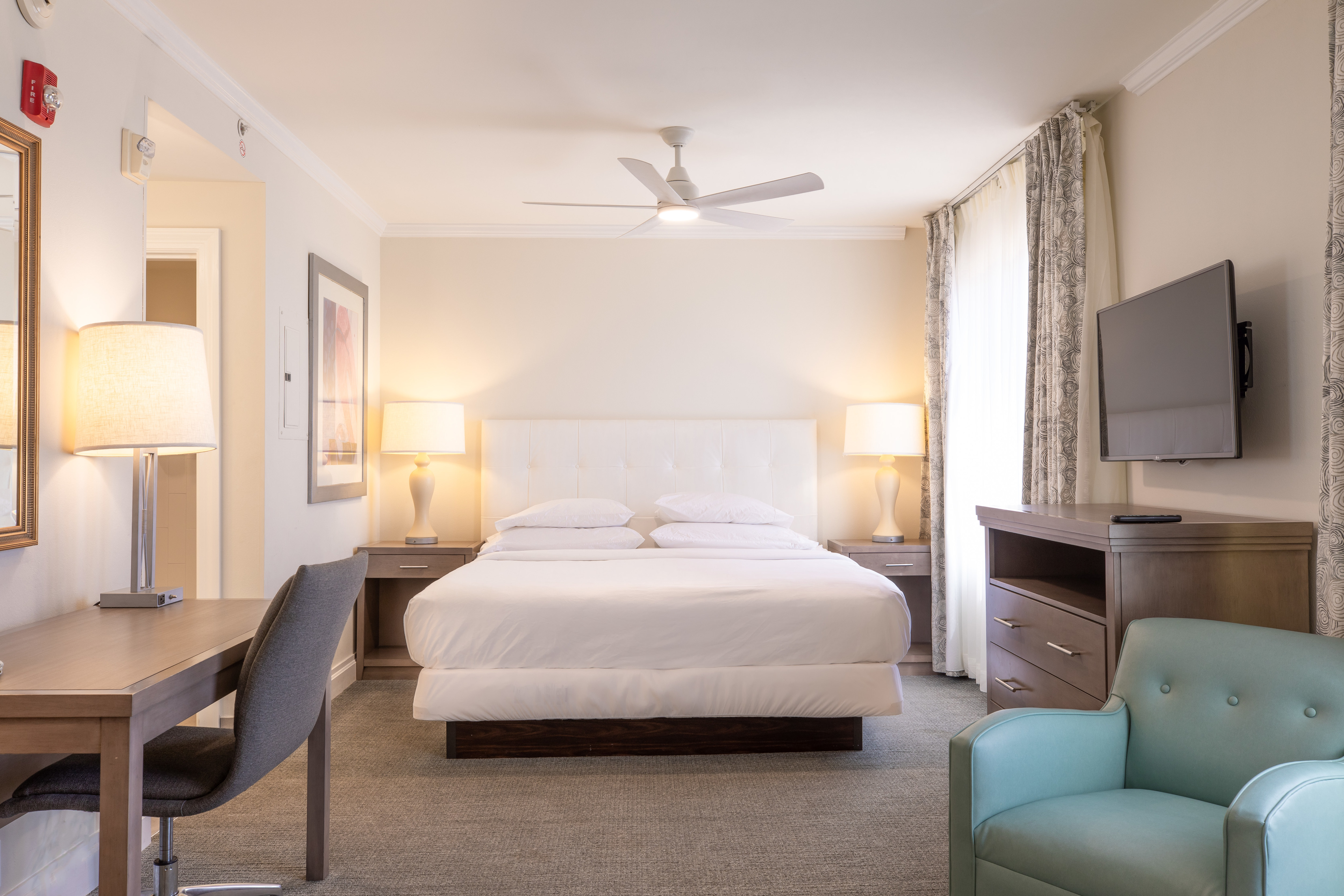 King Bed Premium Suite