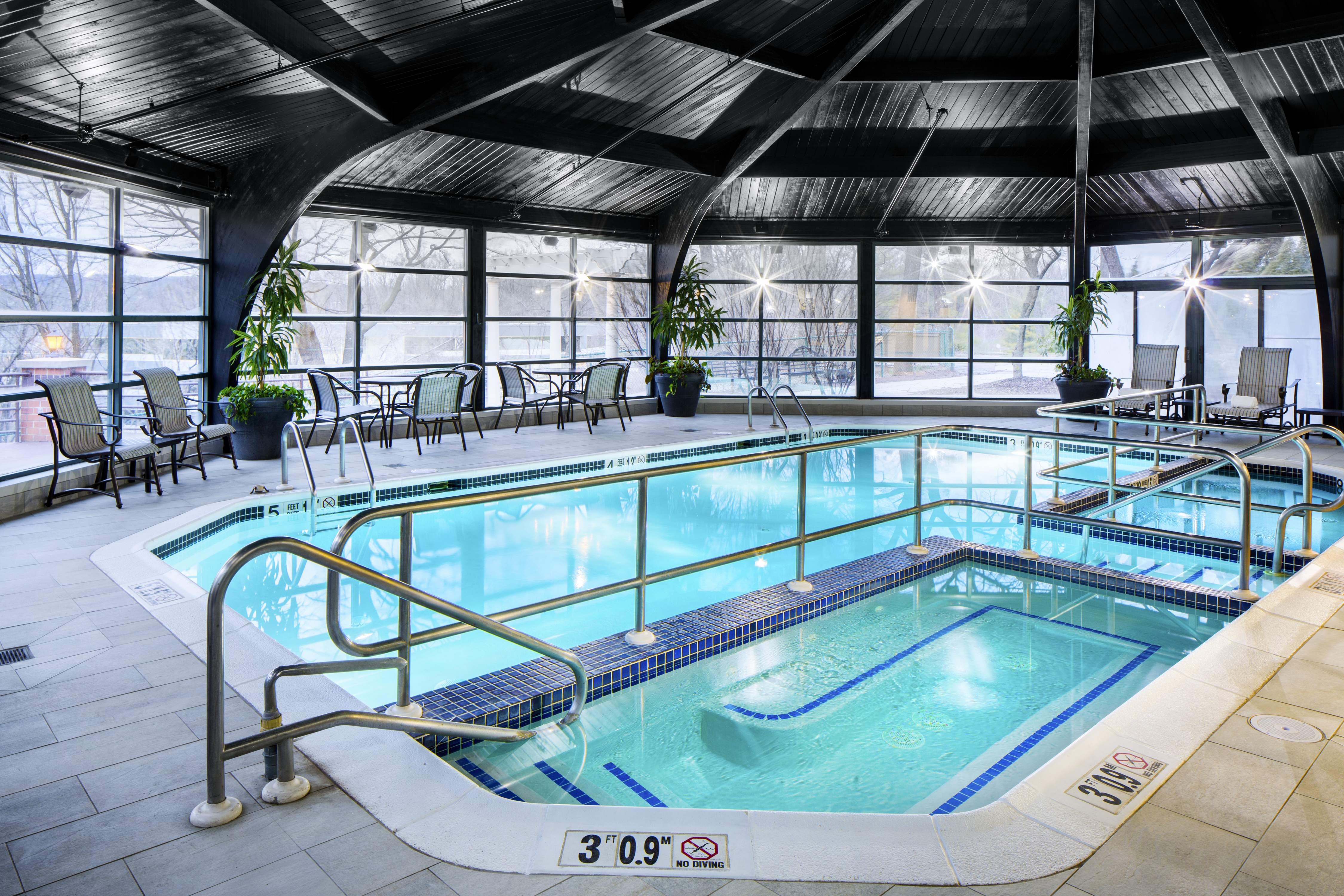 Indoor Pool, whirlpool and baby pool