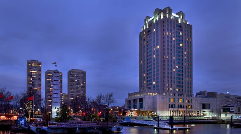 Hyatt Regency at Penn’s Landing - best hotels in philadelphia for families