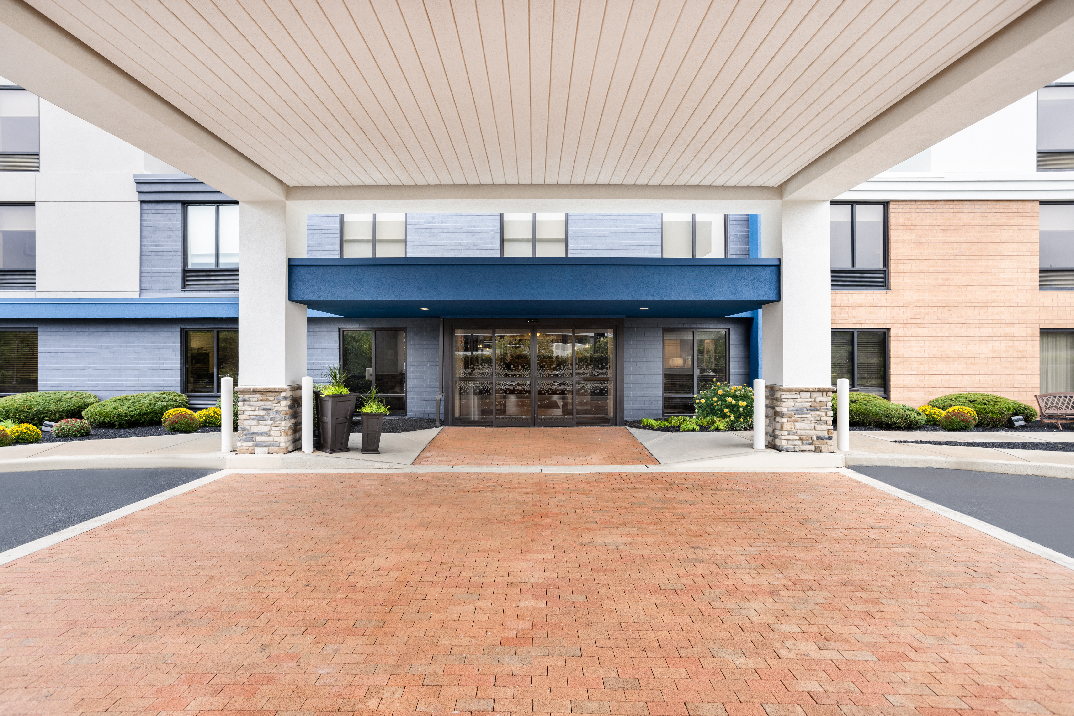Hampton Inn & Suites Valley Forge/Oaks hotel entrance