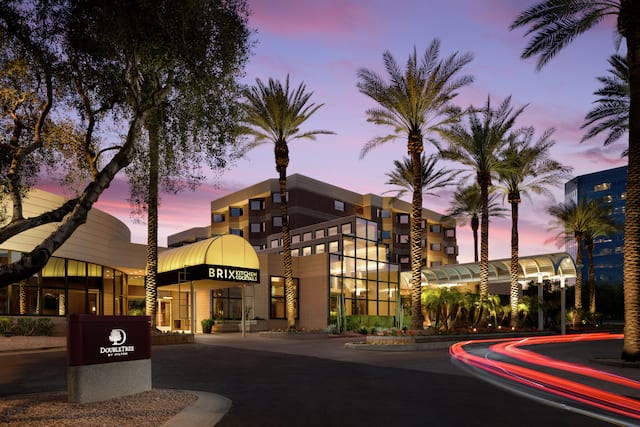 DoubleTree Phoenix Exterior