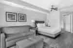 Suite con letto e zona lounge