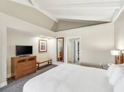 Standard Resort King Guestroom Suite