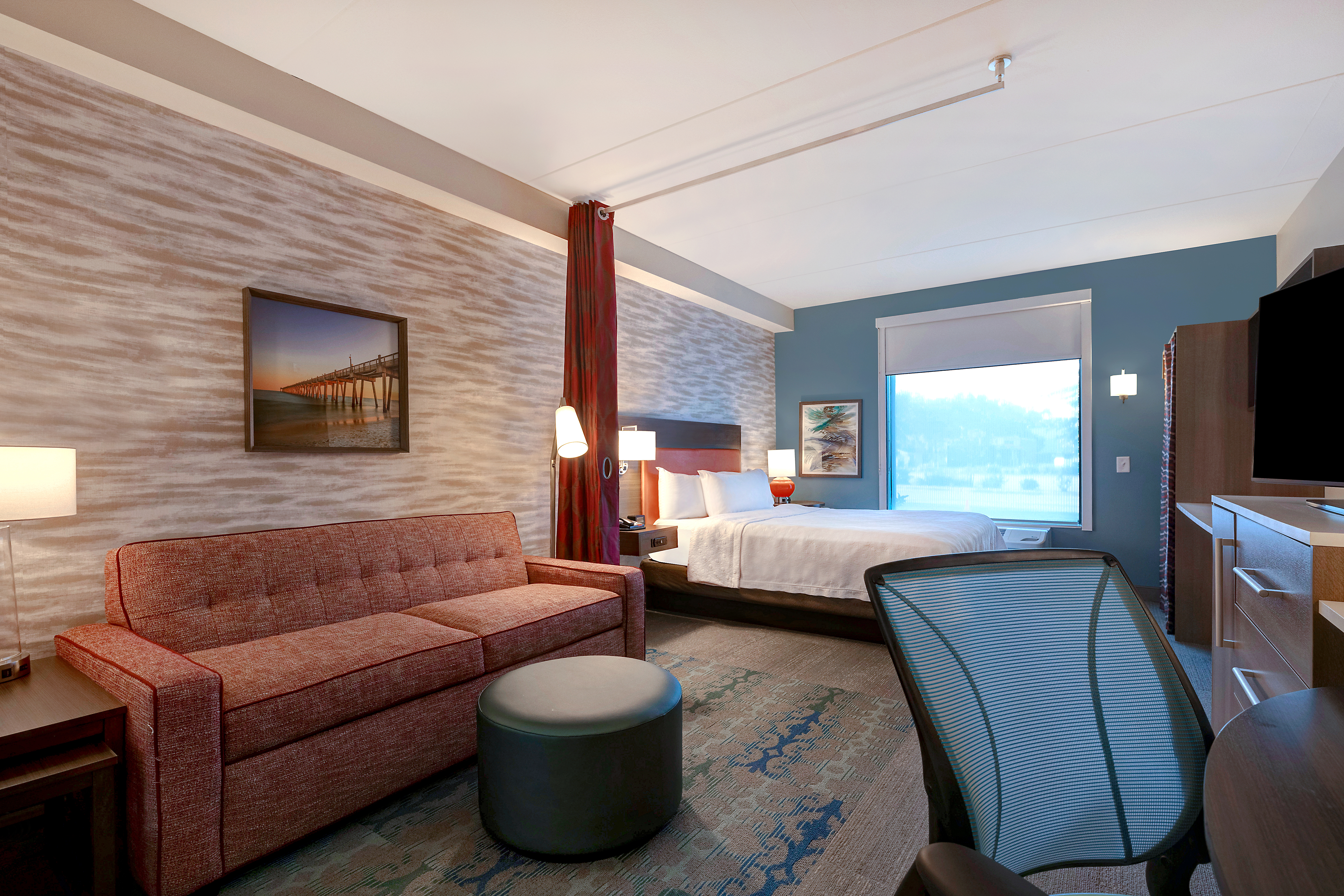 Suite With Queen Bedroom