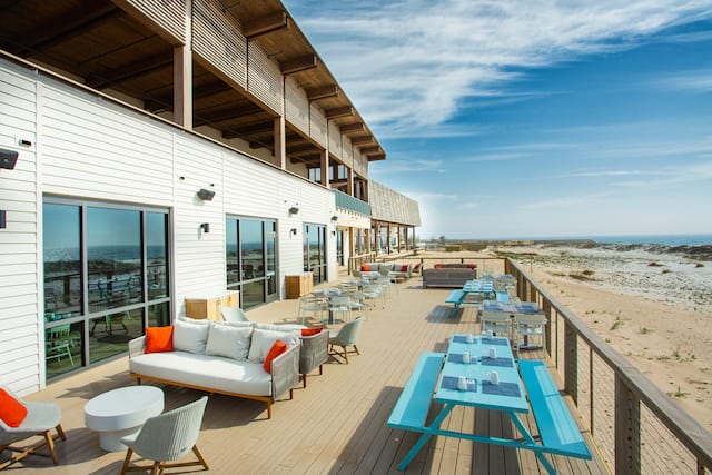 Hotel Restaurant Outdoor Dining Area