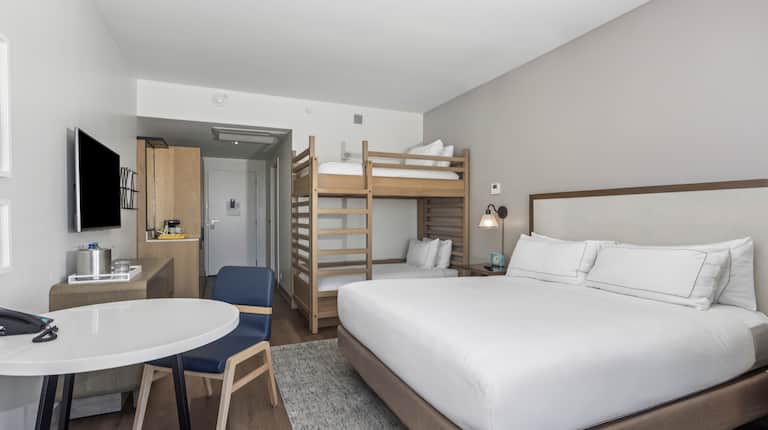 King Bedroom With Bunk Beds