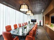 Independence Boardroom with Large Table and HDTV