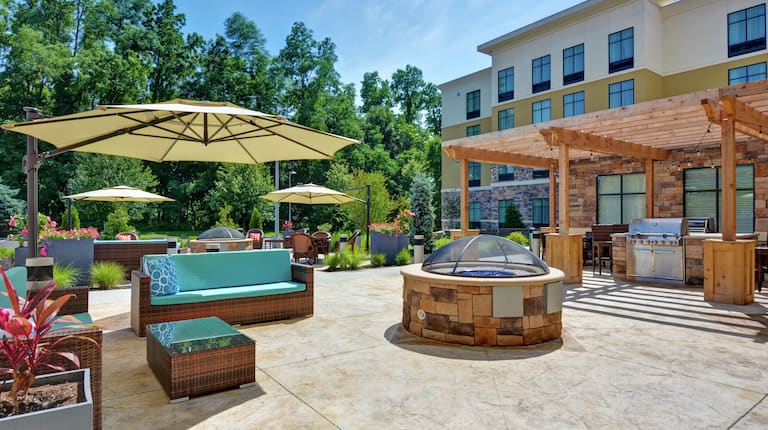 Patio with Fire Pit, Lounge Seating and Grill