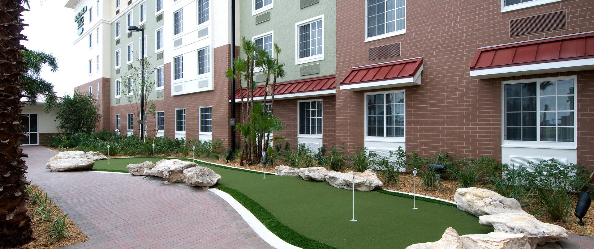 On-Site Outdoor Putting Green