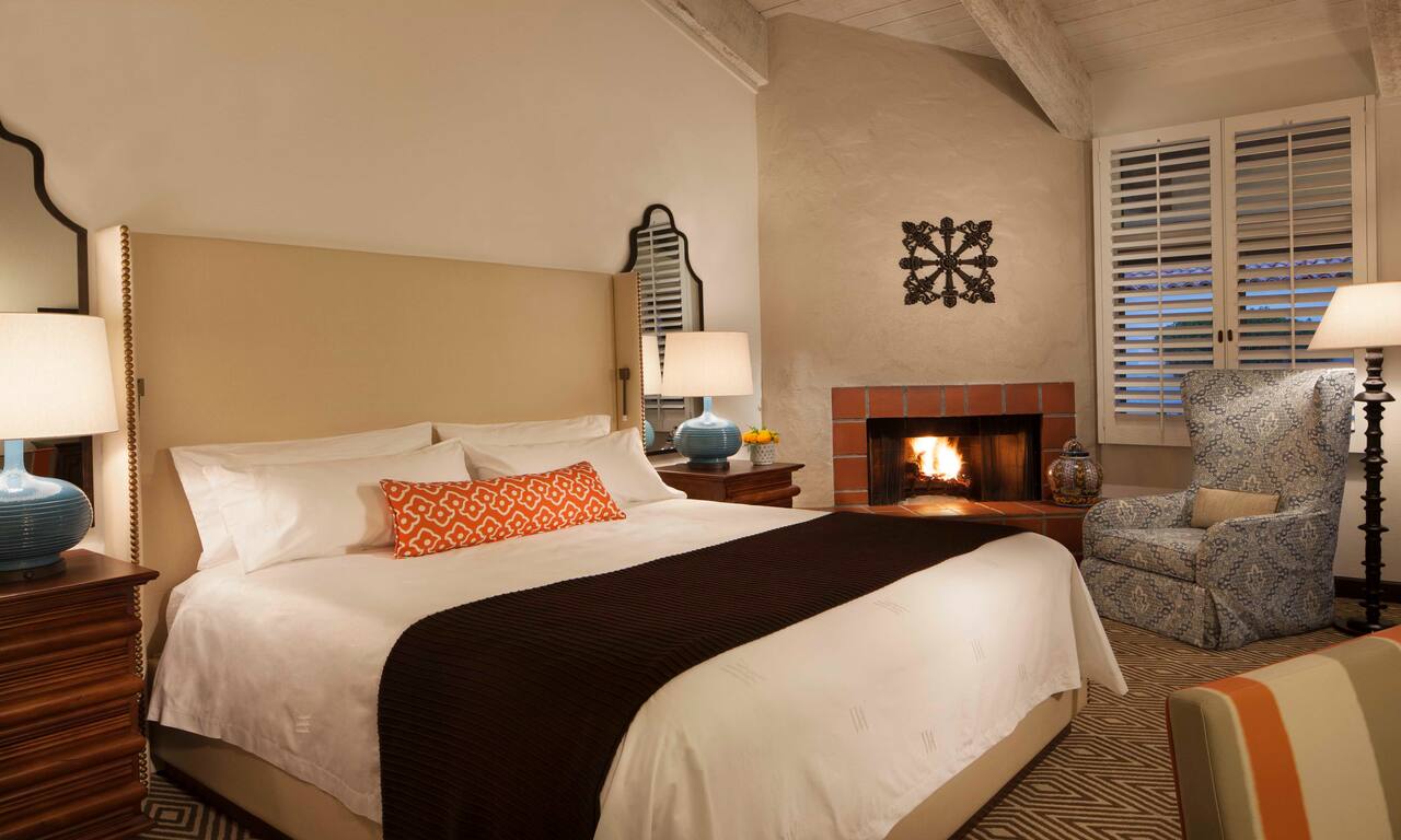 King bed and fireplace in Resort Casita