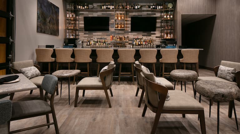 Bar And Lounge