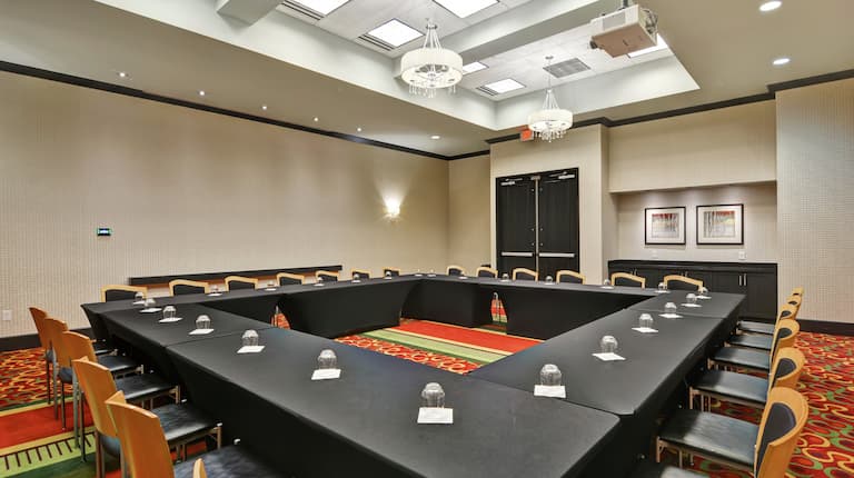 Meeting Room - Pioneer