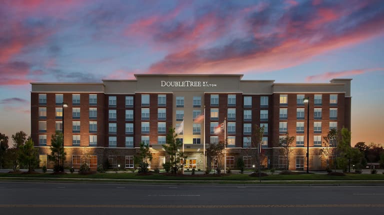 DoubleTree by Hilton Hotel Raleigh - Cary hotel exterior