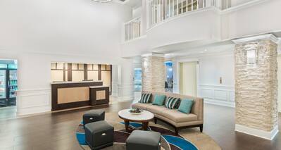 Homewood Suites Raleigh-Durham AP/Research Triangle Hotel, NC - Lobby