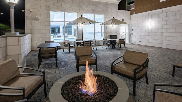 Outdoor Patio with Fire Pit