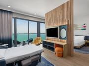 King Family Room with Sofabed HDTV and Sea View