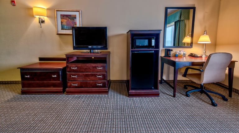 Accessible Room TV, Mini Fridge and Desk