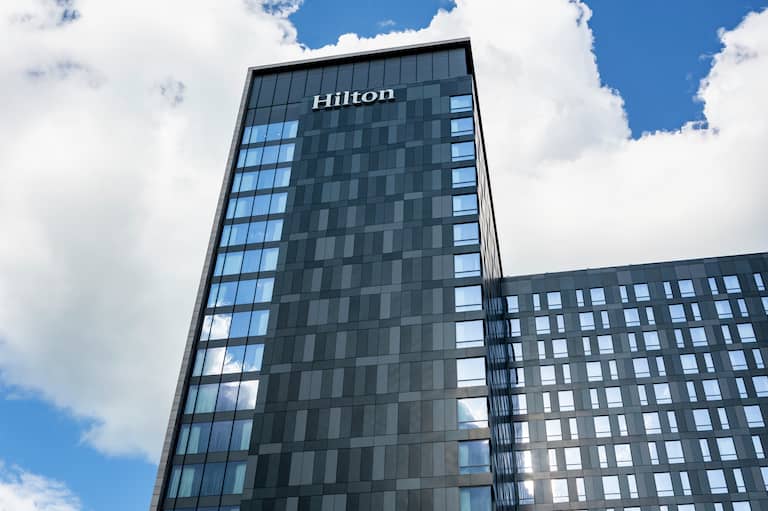 Außenansicht des Hilton Hilton Tower