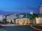 Homewood Suites by Hilton Sacramento Airport-Natomas, CA Hotel - Hotel Exterior