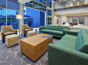 Lobby Sofas and Chairs for Guests to Relax