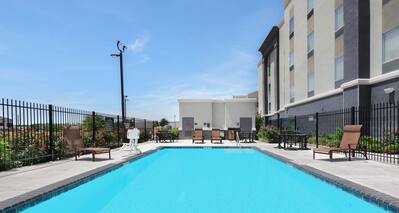 Hampton Inn & Suites San Antonio Brooks City Base Hotel, TX - Outdoor Pool
