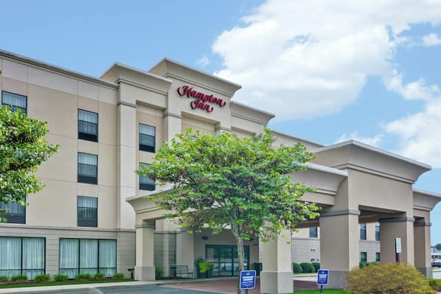 Hampton Inn Sayre Hotel Exterior