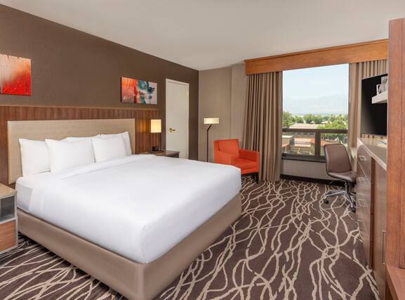 DoubleTree by Hilton Hotel San Bernardino - Image3